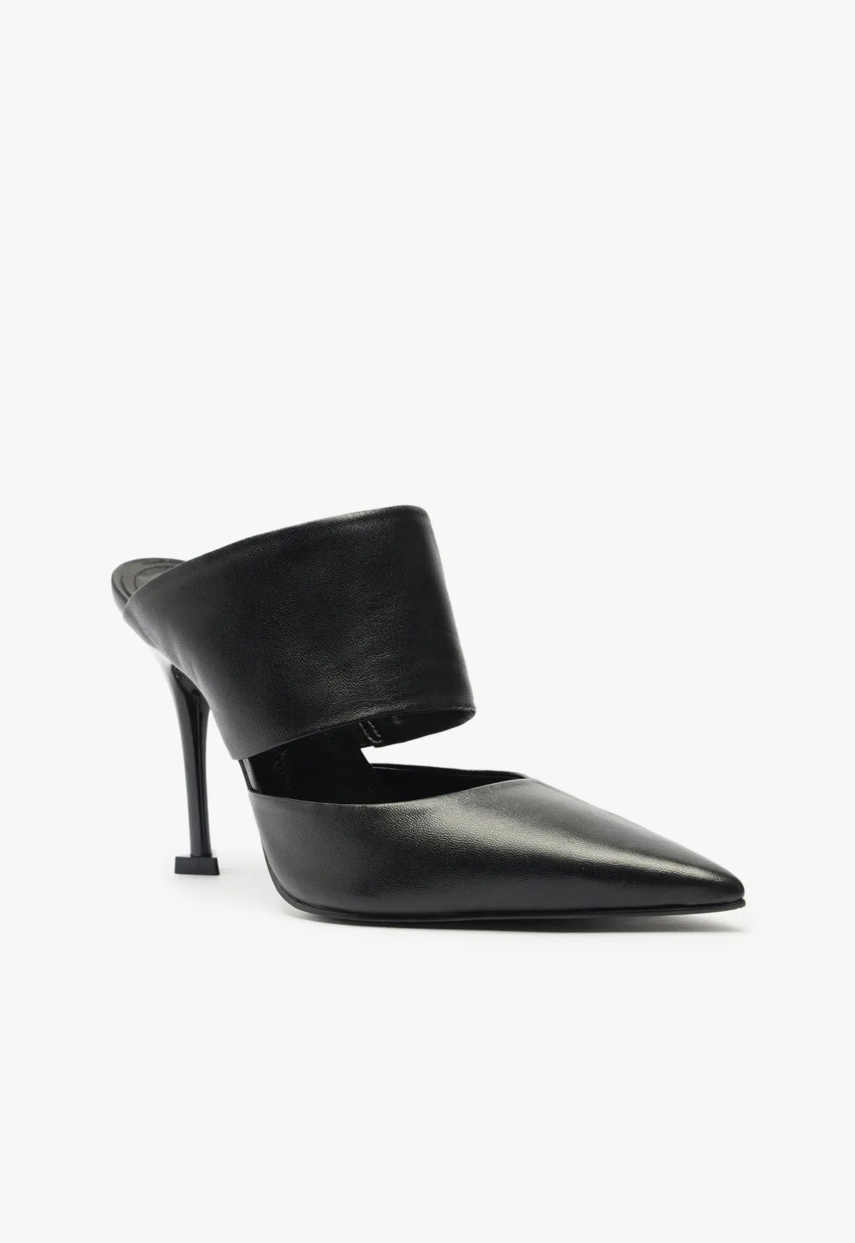 Quereda Leather Pump