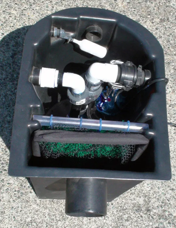 Small Pond Skimmer - Seagull HydroClean™ 3,500 gph Max, 1½" Outlet Ports