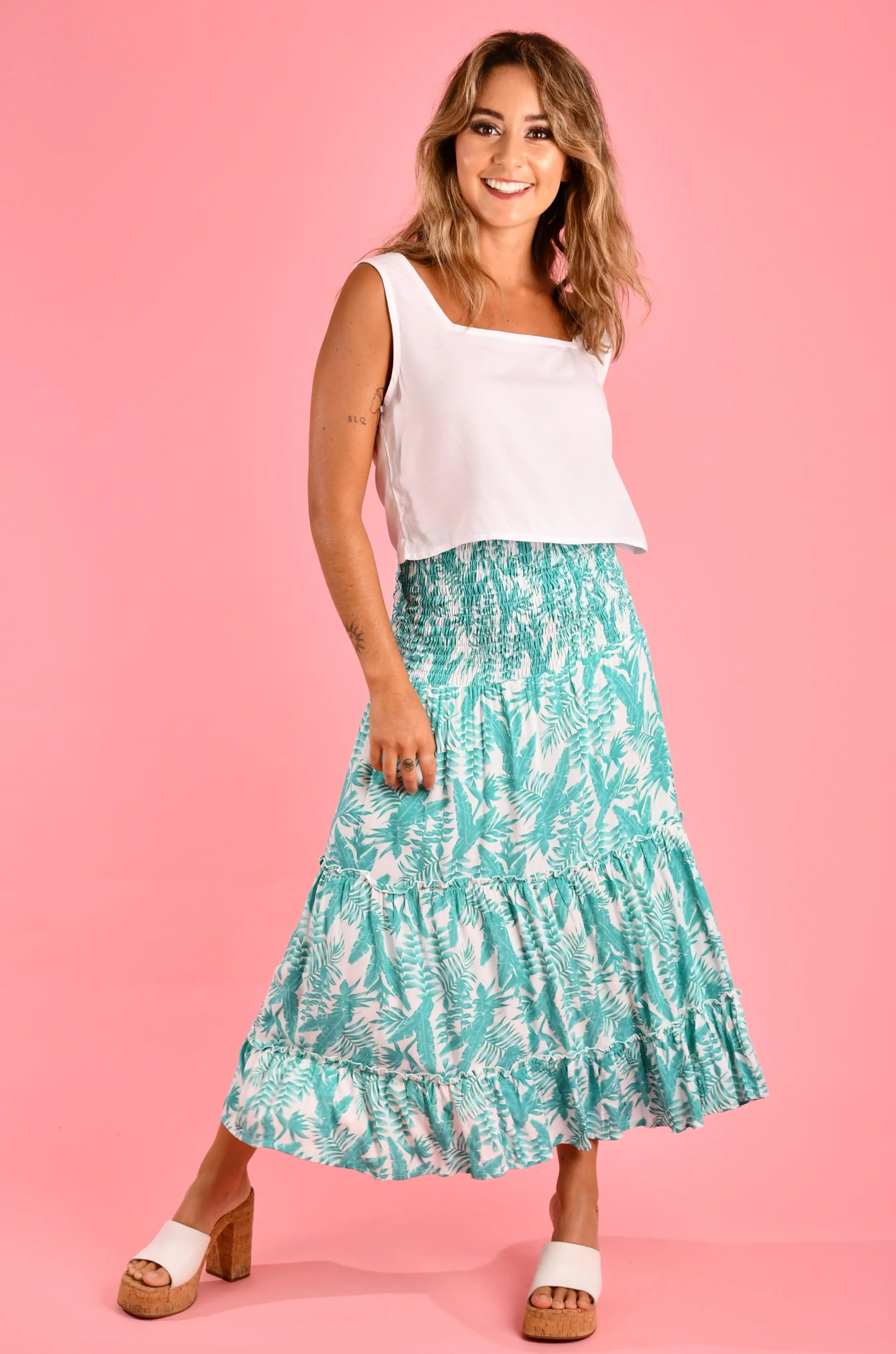 VGLD218 - 3/4 TIERED ROUCHED DRESS - TROPICAL ESCAPE MINT